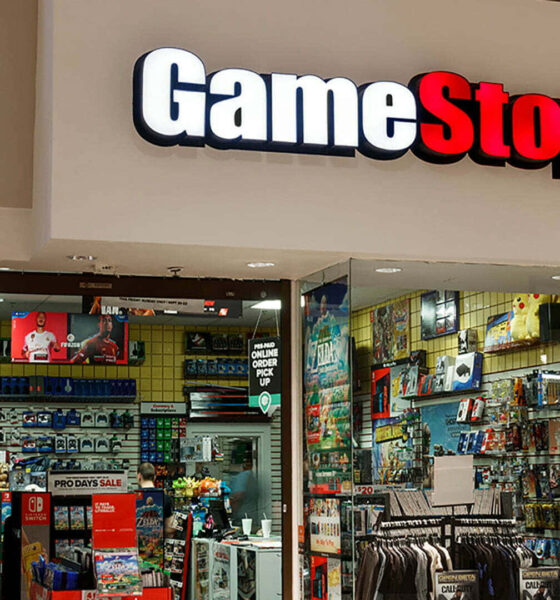 GameStop CEO'su: Oyunlar Şirket İçin Artık "Önemsiz"!