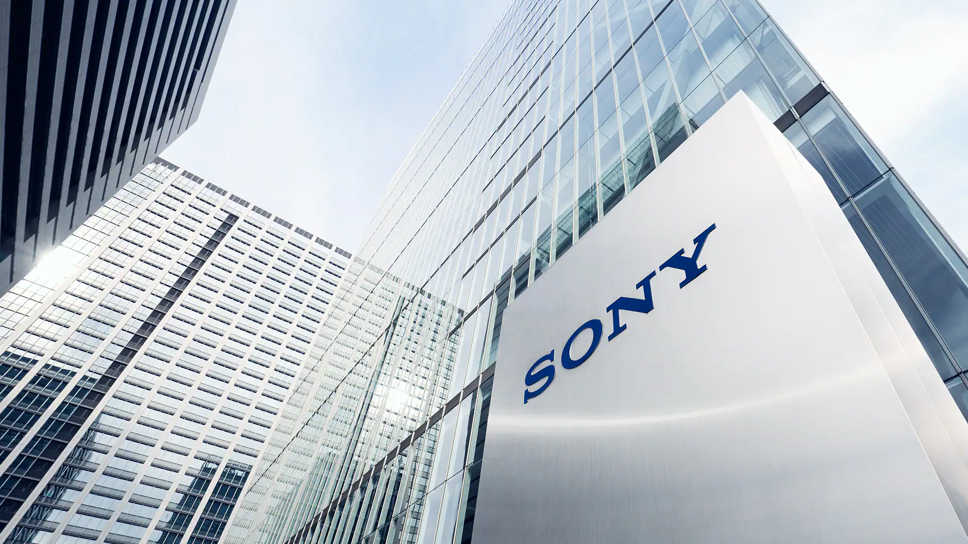 Sony, Hello Kitty'ye Rakip Yeni Evrensel Maskot Yaratıyor: Nemu Sahneye Çıkıyor